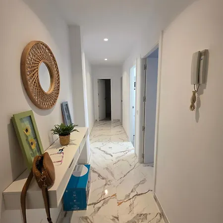 Sunny Center Apartment